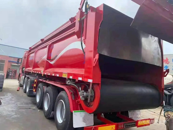 履带式自卸半挂车